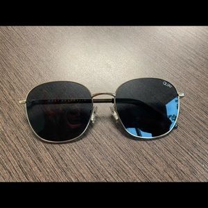 Quay Jezabell Sunglasses (READ)